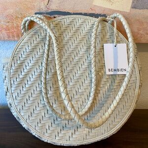 BEMBIEN Leather Bag.